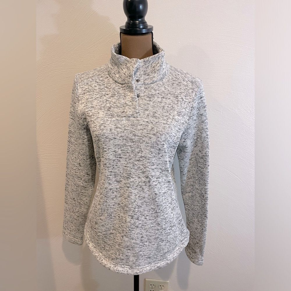 Kyodan outdoor pullover sweater. Size large